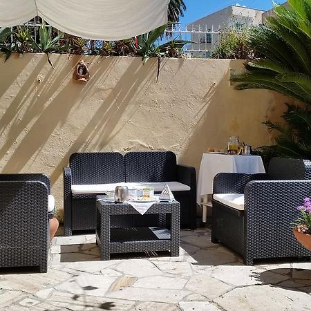 آنسيو B&B L'Auberge المظهر الخارجي الصورة